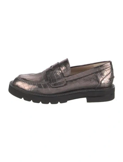Pre-owned Stuart Weitzman Embossed Leather Loafers
