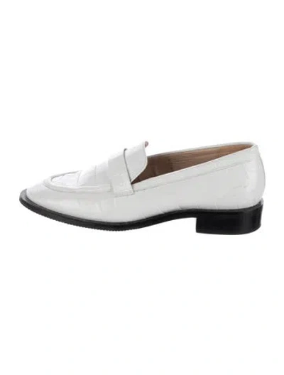 Pre-owned Stuart Weitzman Embossed Leather Loafers In White