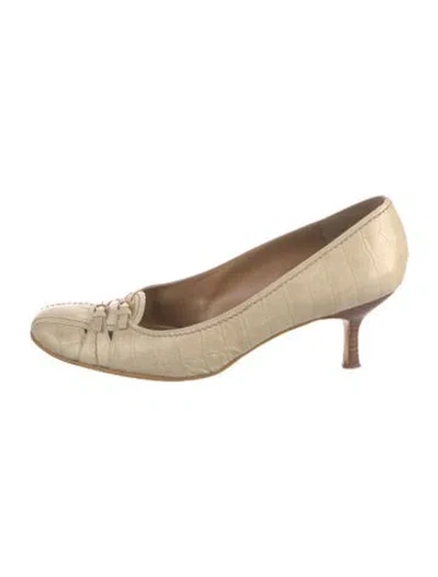 Pre-owned Stuart Weitzman Embossed Leather Pumps In Neutral