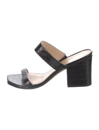 Pre-owned Stuart Weitzman Embossed Leather Slides In Black