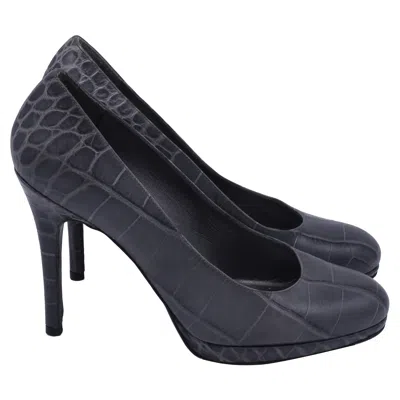 Stuart Weitzman Embossed Pumps In Grey Leather In Black