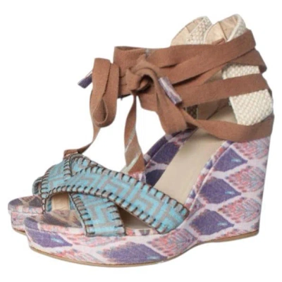 Pre-owned Stuart Weitzman , Ethnic Printed Wedge Sandals In Gray