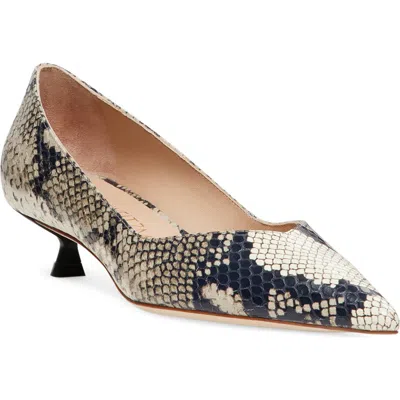 STUART WEITZMAN STUART WEITZMAN EVA KITTEN HEEL POINTED TOE PUMP