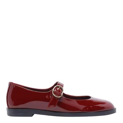 Stuart Weitzman Flat Shoes