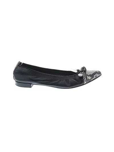Pre-owned Stuart Weitzman Flats In Black