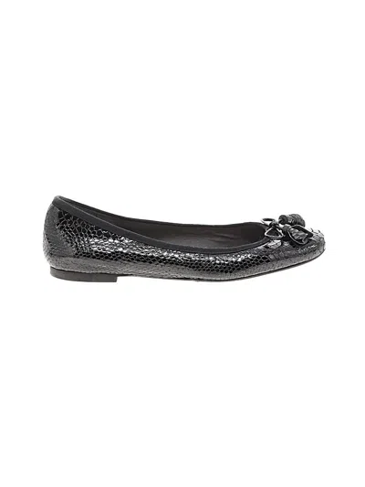 Pre-owned Stuart Weitzman Flats In Black