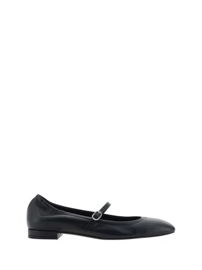 Stuart Weitzman Flats In Black