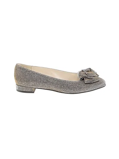 Pre-owned Stuart Weitzman Flats In Gold