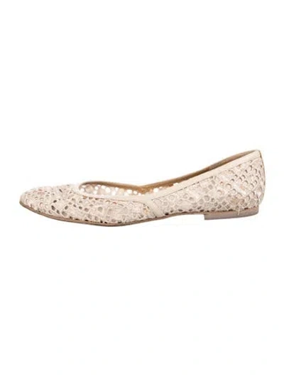 Pre-owned Stuart Weitzman Flats In Neutral
