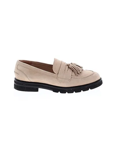 Pre-owned Stuart Weitzman Flats In Tan