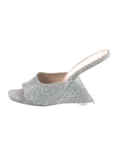 Pre-owned Stuart Weitzman Glitter Glitter Accents Slides In Silver