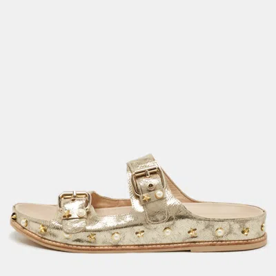 Pre-owned Stuart Weitzman Gold Texture Leather Embellished Slides Size 41
