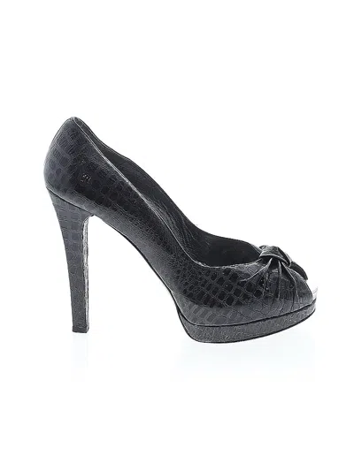 Pre-owned Stuart Weitzman Heels In Black