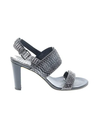 Pre-owned Stuart Weitzman Heels In Black