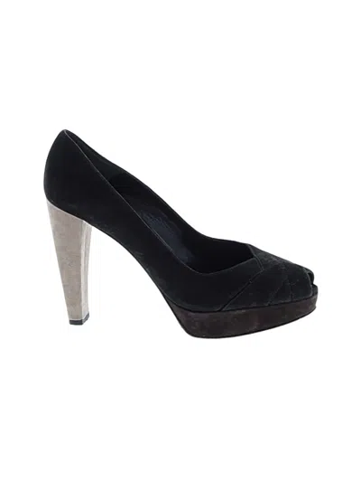 Pre-owned Stuart Weitzman Heels In Black