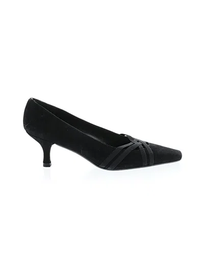 Pre-owned Stuart Weitzman Heels In Black