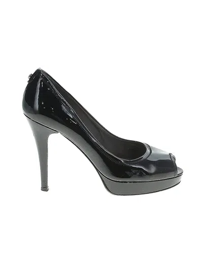 Pre-owned Stuart Weitzman Heels In Black