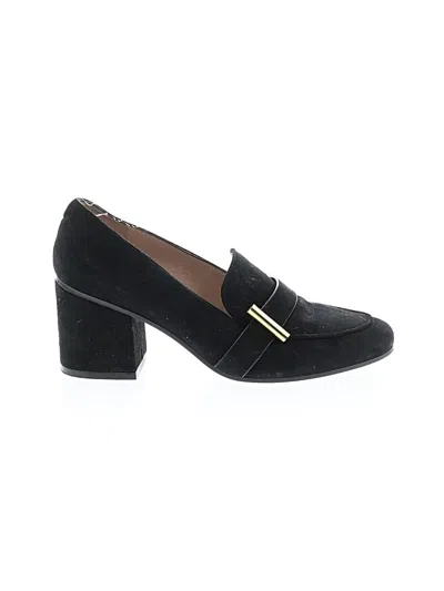 Pre-owned Stuart Weitzman Heels In Black