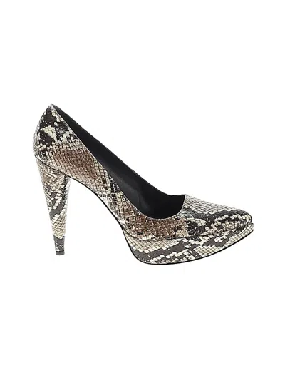 Pre-owned Stuart Weitzman Heels In Brown