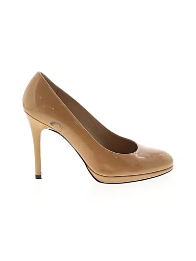 Pre-owned Stuart Weitzman Heels In Brown
