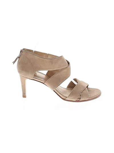 Pre-owned Stuart Weitzman Heels In Brown