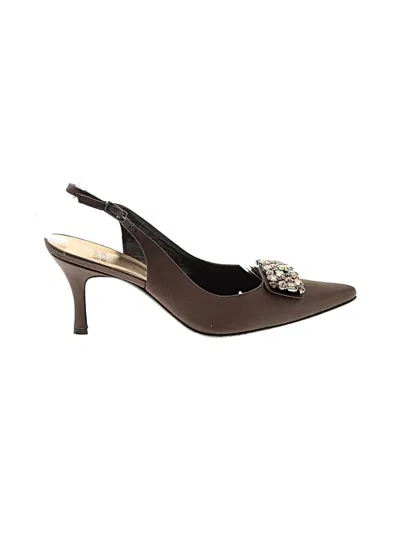 Pre-owned Stuart Weitzman Heels In Brown