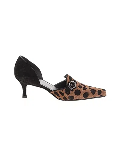 Pre-owned Stuart Weitzman Heels In Brown
