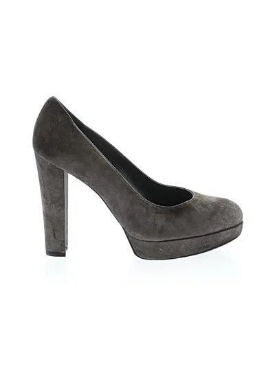 Pre-owned Stuart Weitzman Heels In Gray