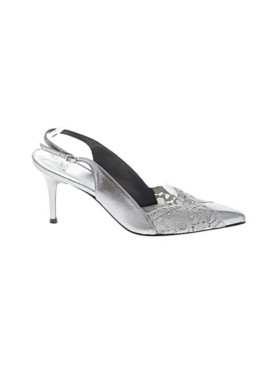 Pre-owned Stuart Weitzman Heels In Gray