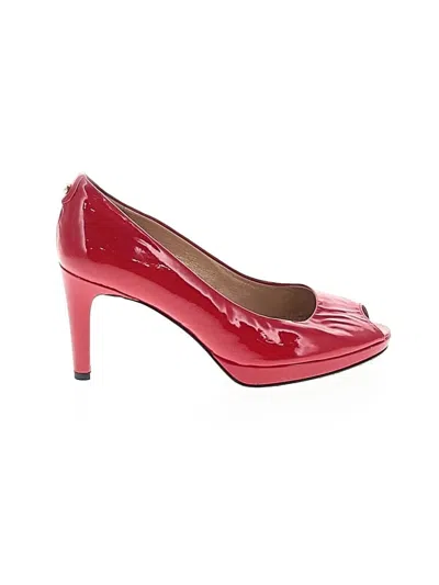 Pre-owned Stuart Weitzman Heels In Red