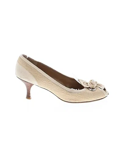 Pre-owned Stuart Weitzman Heels In White