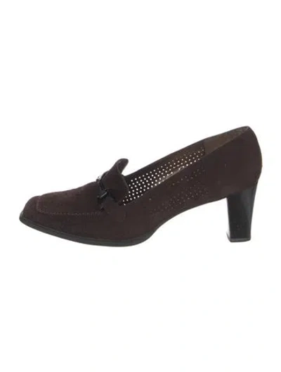 Pre-owned Stuart Weitzman Horsebit Accent Suede Pumps In Brown