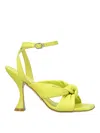 STUART WEITZMAN HOTEL SANDALS