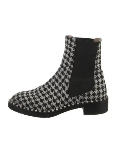 Pre-owned Stuart Weitzman Houndstooth Print Chelsea Boots In White