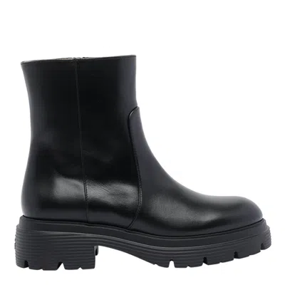 STUART WEITZMAN HUDSON BOOTIES