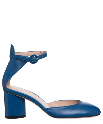 Stuart Weitzman Kara Pumps In Blue