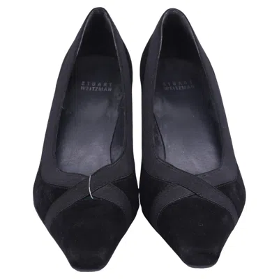 Pre-owned Stuart Weitzman Keyhole Accent Pumps In Black Suede