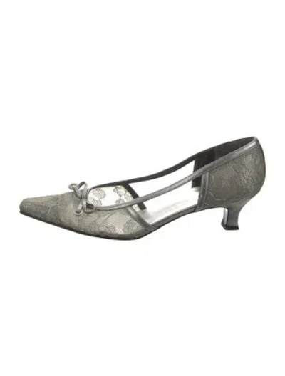 Pre-owned Stuart Weitzman Lace Lace Pattern D'orsay Pumps