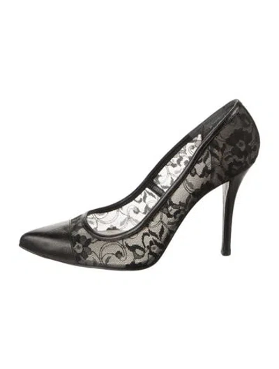 Pre-owned Stuart Weitzman Lace Lace Pattern Pumps In Black