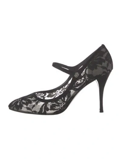 Pre-owned Stuart Weitzman Lace Lace Pattern Pumps In Black