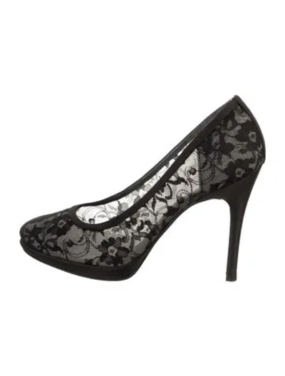 Pre-owned Stuart Weitzman Lace Lace Pattern Pumps In Black