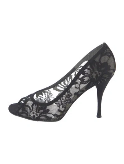 Pre-owned Stuart Weitzman Lace Lace Pattern Pumps In Black
