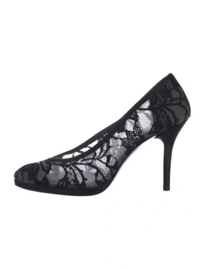 Pre-owned Stuart Weitzman Lace Lace Pattern Pumps In Black