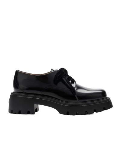 STUART WEITZMAN LACED FLAT SHOES