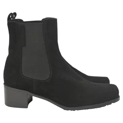 Stuart Weitzman Laine Chelsea Boots In Black Suede