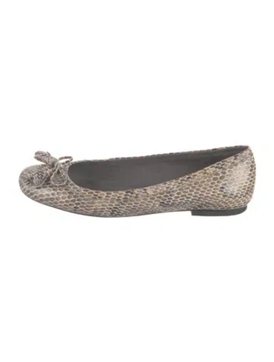 Pre-owned Stuart Weitzman Leather Animal Print Ballet Flats In Gray