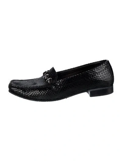 Pre-owned Stuart Weitzman Leather Animal Print Loafers In Black