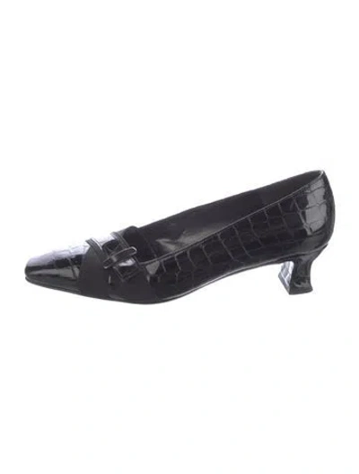 Pre-owned Stuart Weitzman Leather Animal Print Pumps In Black