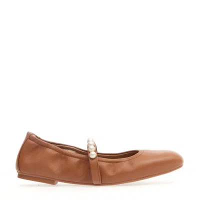 Stuart Weitzman Leather Ballet Flat With Pearl Strap In Brown