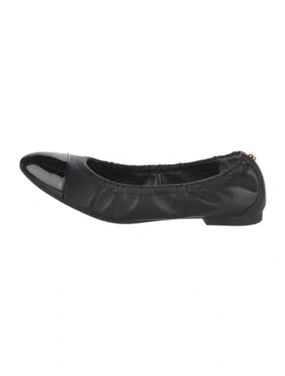 Pre-owned Stuart Weitzman Leather Ballet Flats In Black